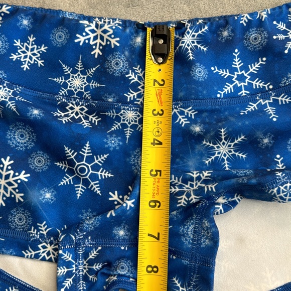 Fleo Snowflake Shorts (Original) Blue Size Medium - Picture 10 of 11